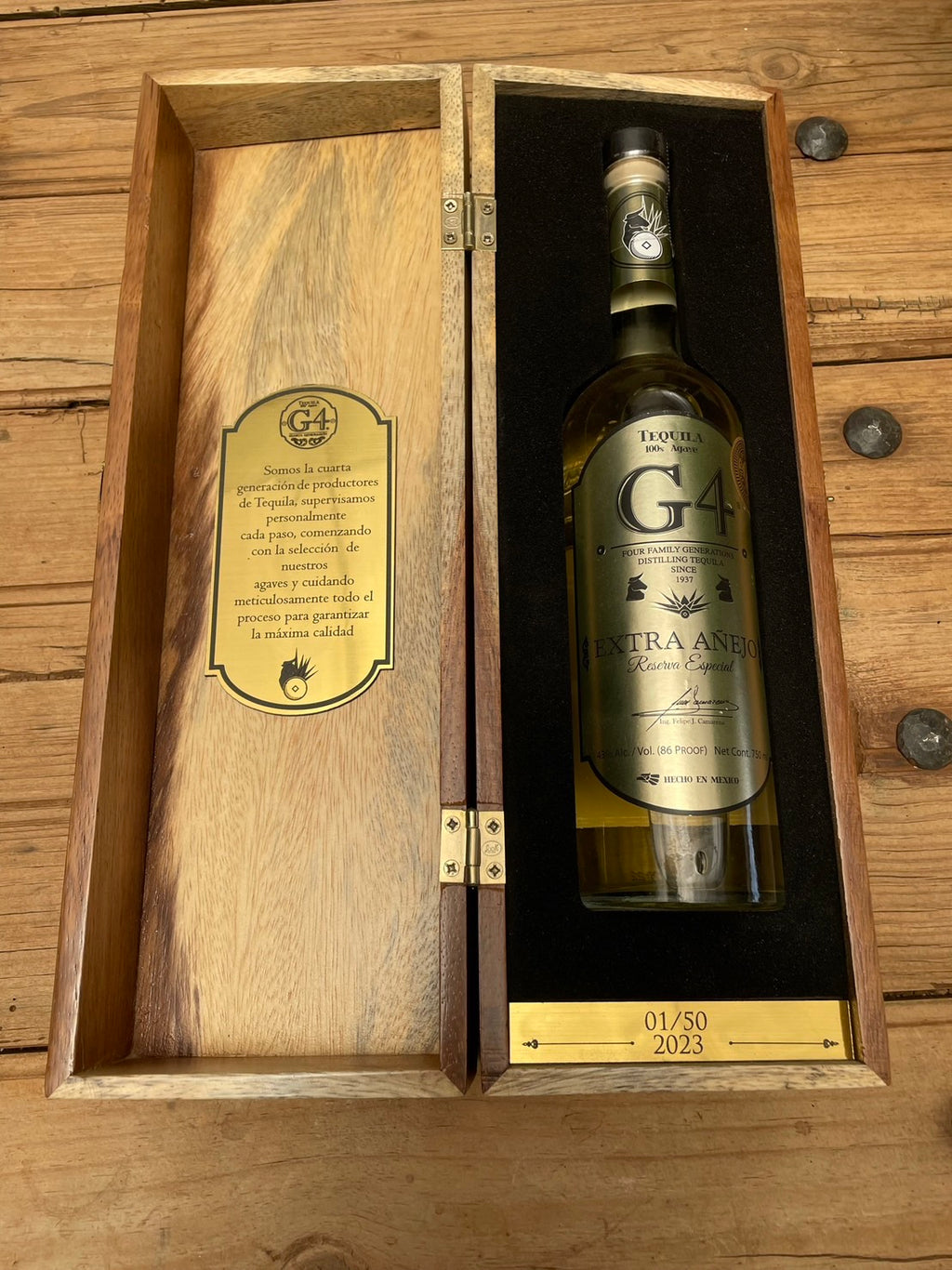 【日本限定版 シリアルナンバー入り(50本限定)】G4 エクストラアネホ レゼルバエスペシャル 6年熟成 EXTRA ANEJO RESERVA ESPECIAL